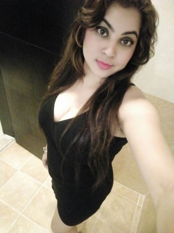 Sara - Image 3
