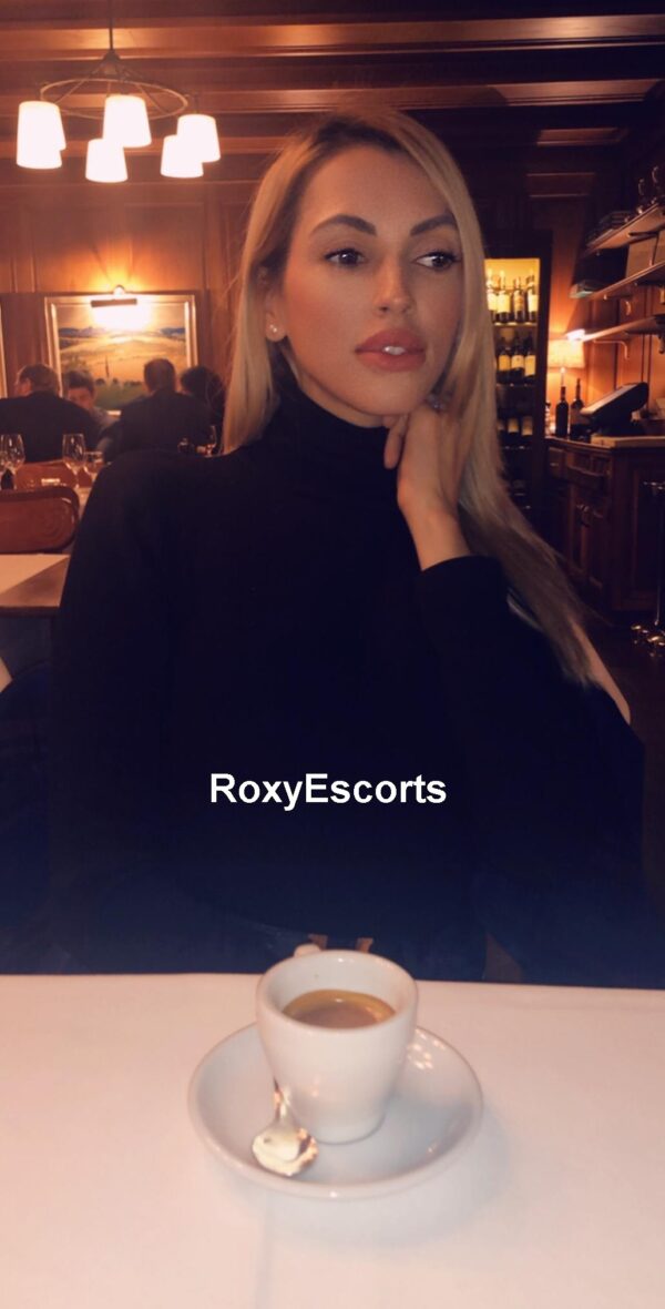 Simone - ROXYESCORTS AGENCY - Image 3