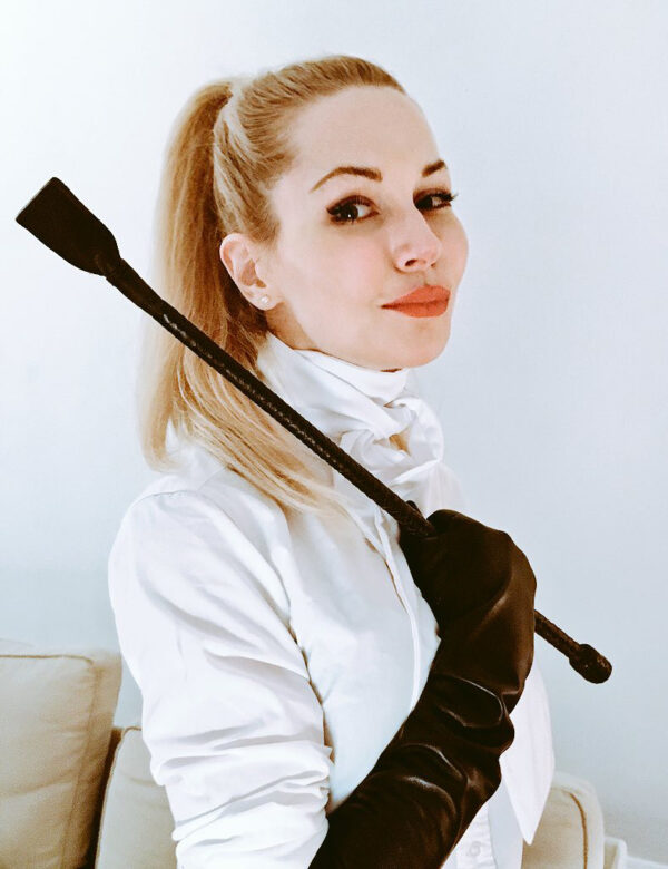 MIstress Eleise De Lacy - Image 2