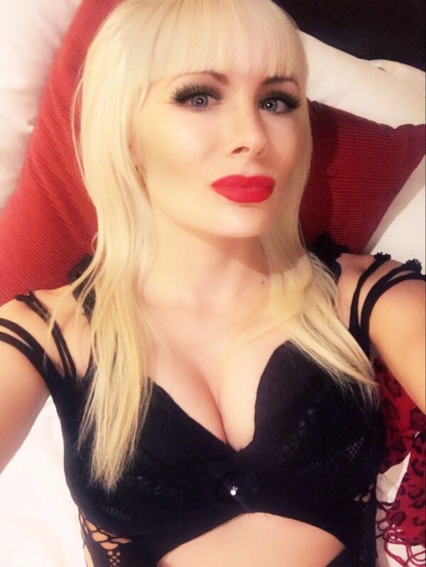 Mistress Madison - Image 4
