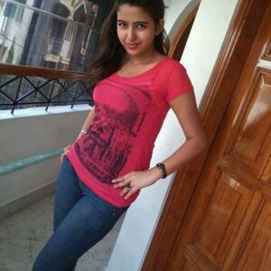 Offering Outcall Incall Young Girl