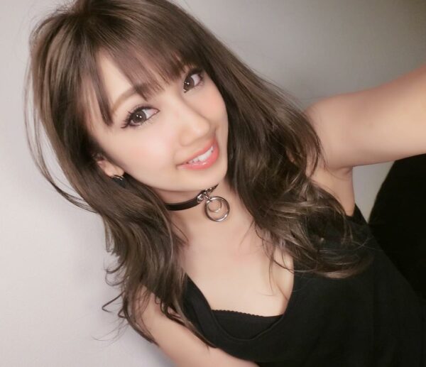 Roxanna - Image 2