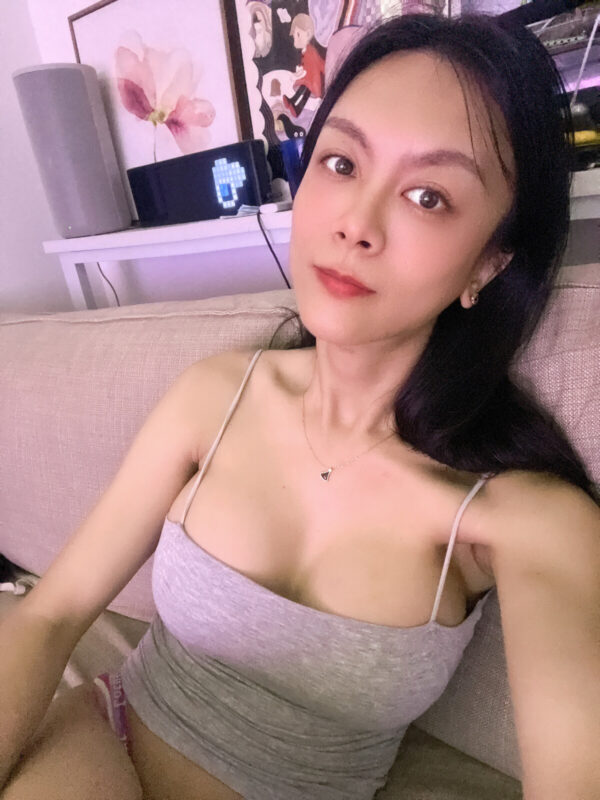 Shemale Escort Rosemary - Image 2