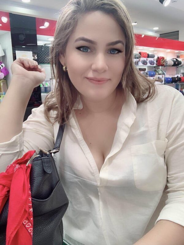 Emely France girl