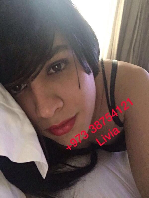 SHEMALE Livia Best Massage