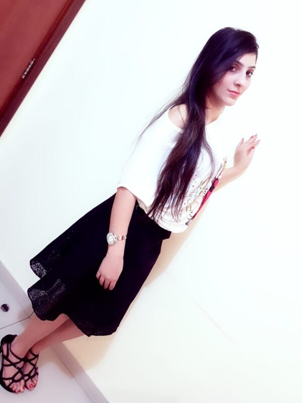 Sehrish - Image 4