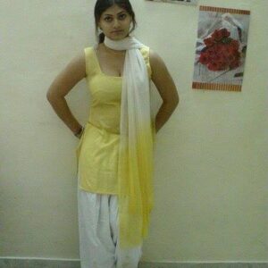 Sexy Hot Women In Allover Muscat