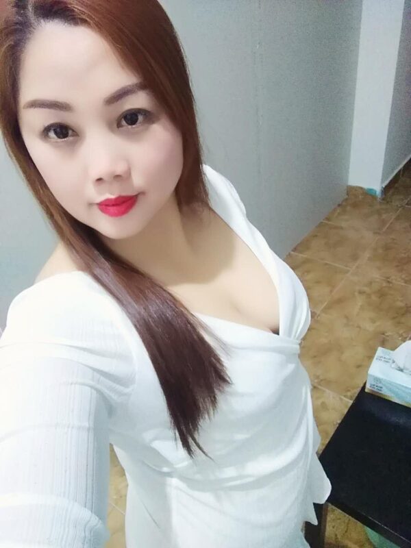 COLLEGE GIRL MARY - Image 4