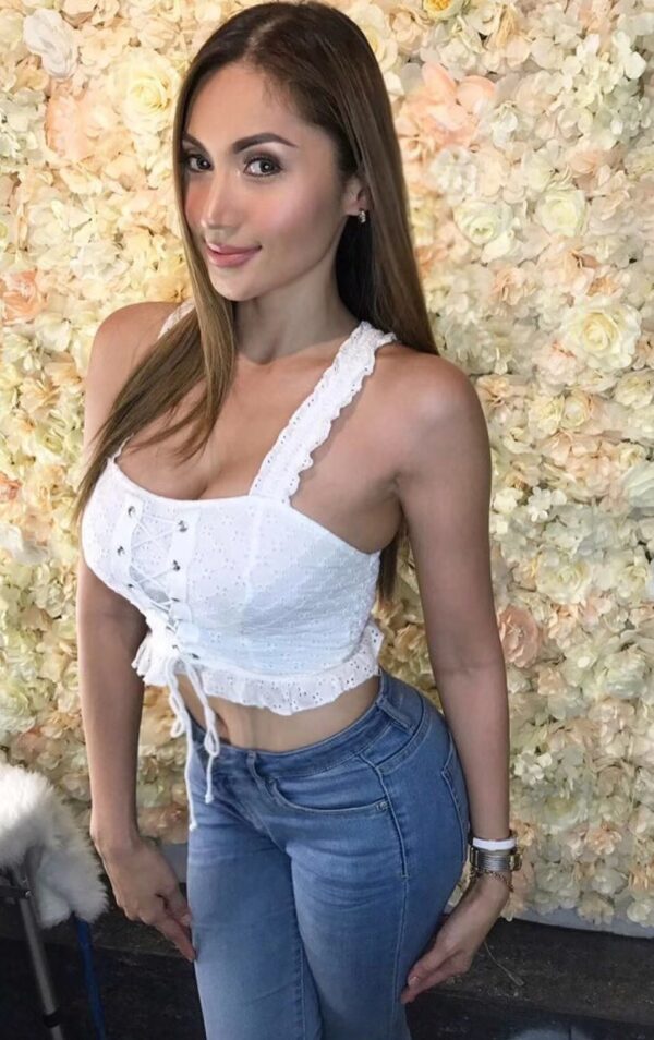 Sara - Image 3
