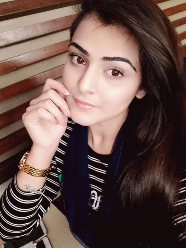Model Nargis