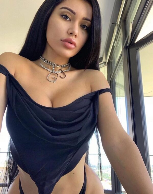 Lily - Image 4