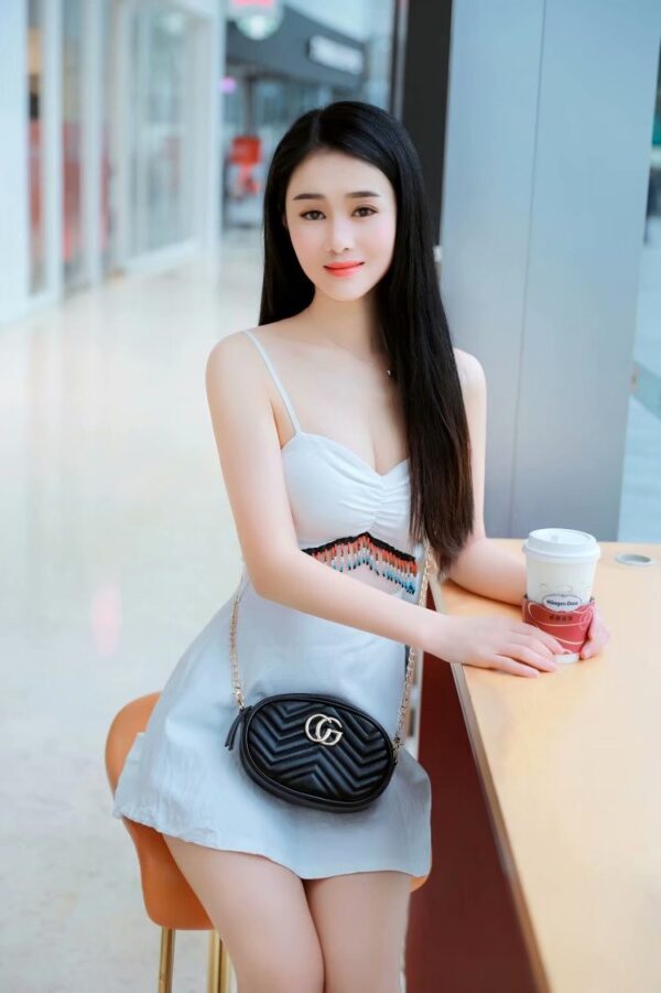 Alina - Image 5