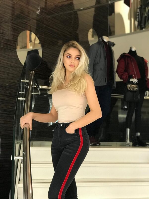 Milana First time in Dubai - Image 2