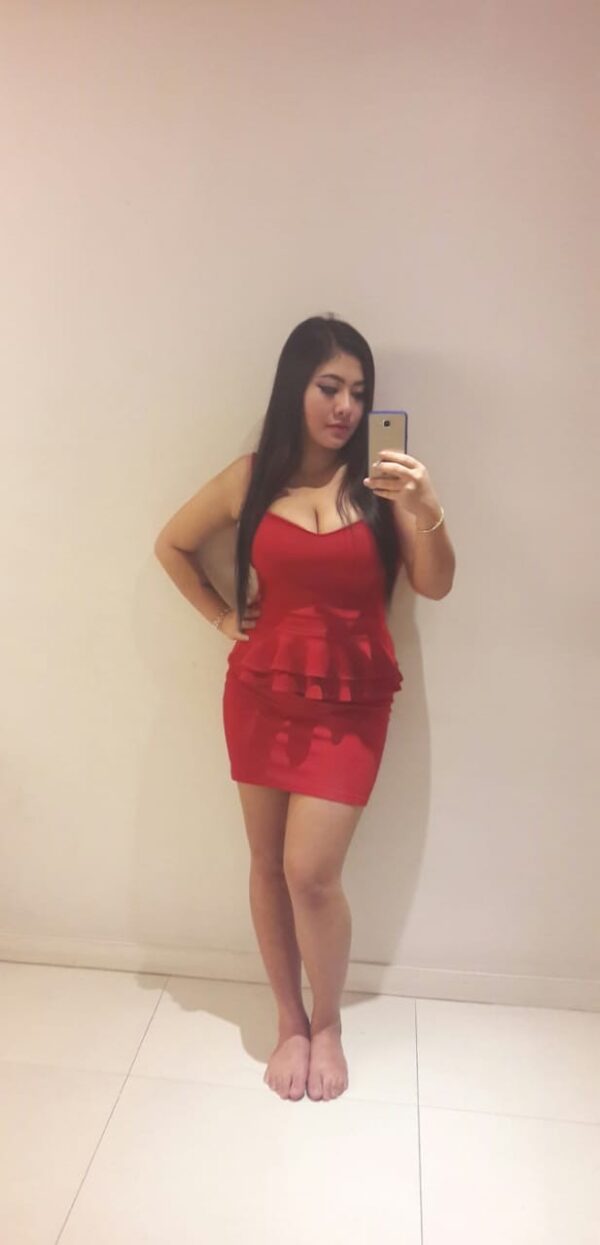 New Sexy Lady - Image 4