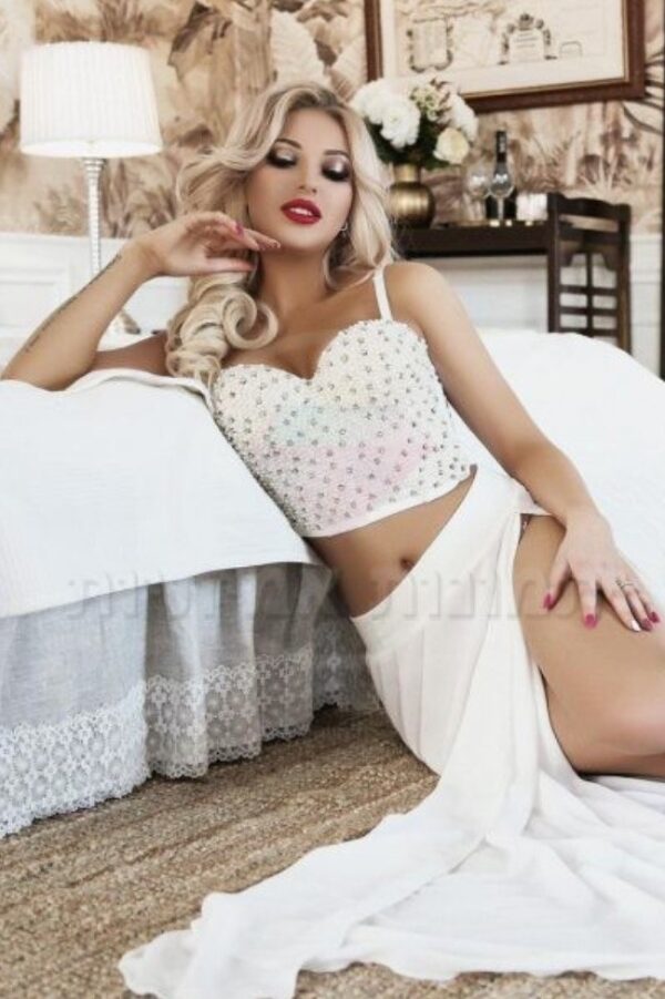 Yuliya - Image 2