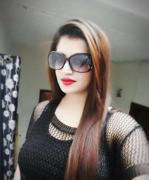 POOJA ESCORT