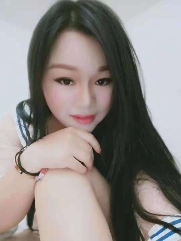 Lisa - Image 2