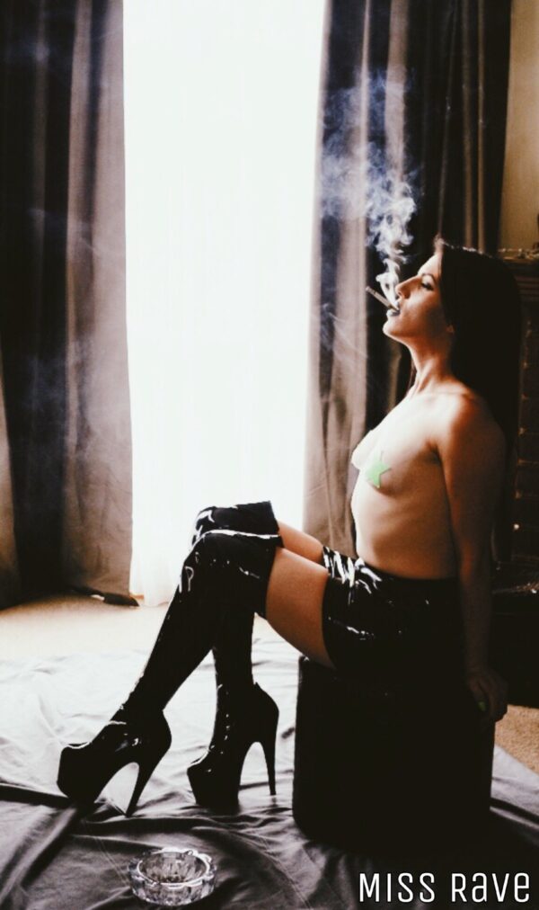 Mistress Rave - Image 3