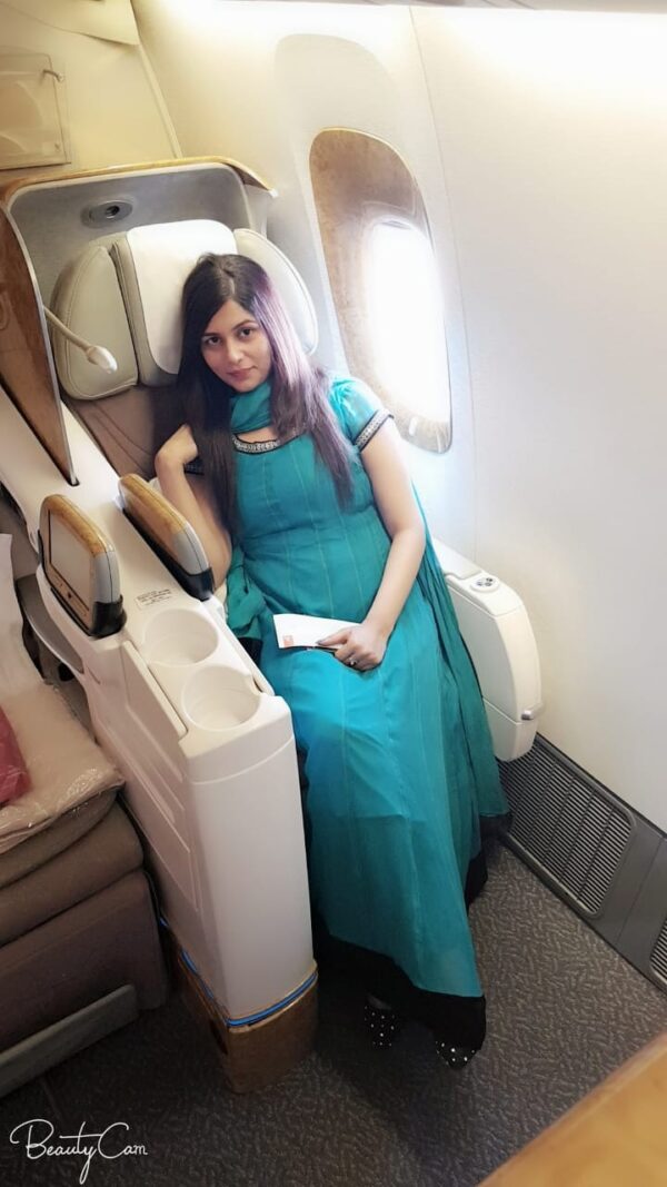 Anushka Indian Girl - Image 2