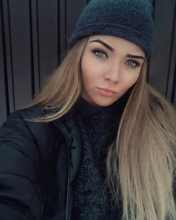 VASILINA YOUNG - Image 4