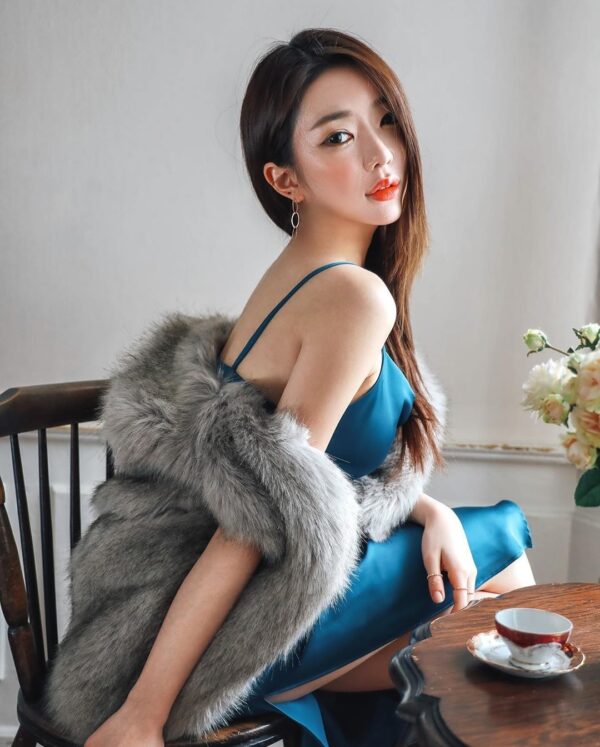 MIN JI