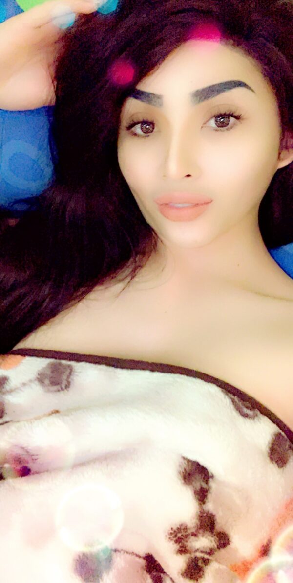 Farida Shemale Escort - Image 2