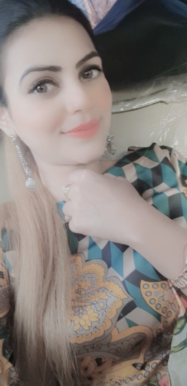 Indian Model Sangeta - Image 3