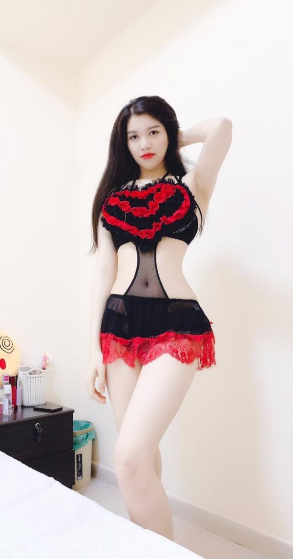 Sexy Asian Girl In Dubai