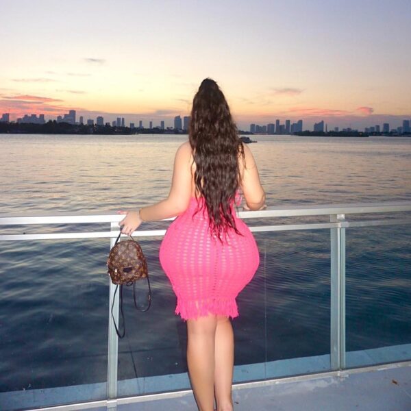 SugarMummy - Image 4