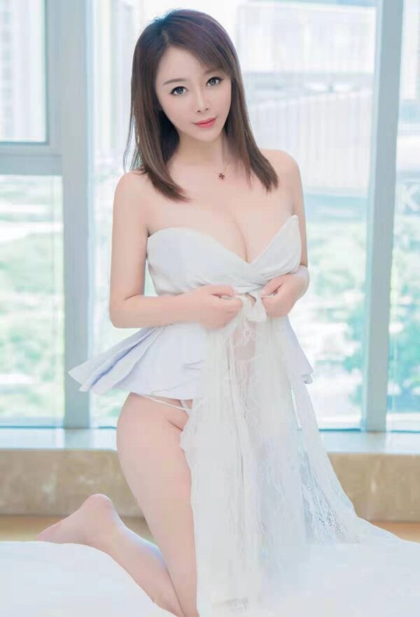 Monica - Image 5