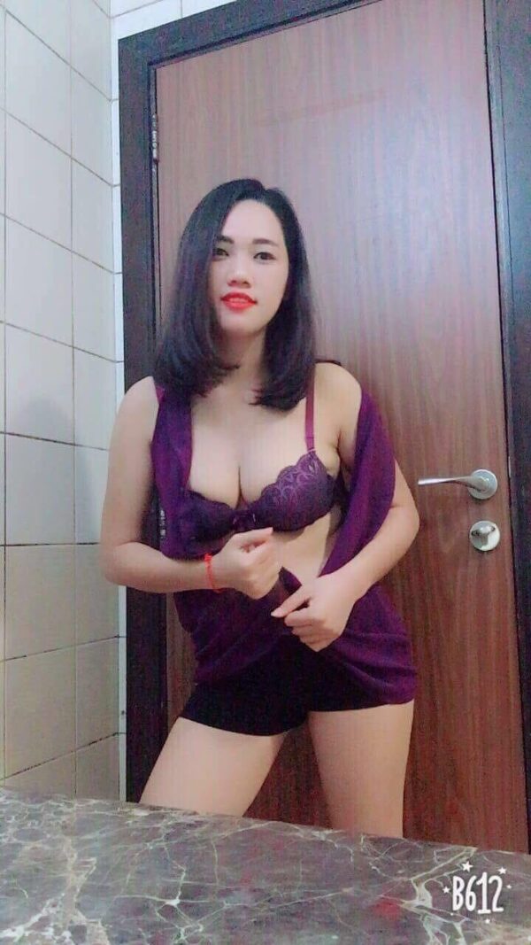 Sexy Girls In Dubai