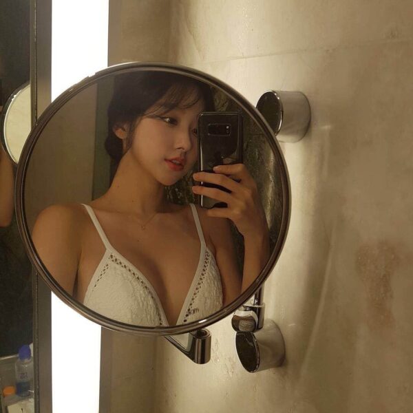 Yumi Japan Girl - Image 4