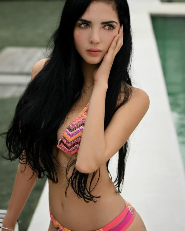 Molly - Image 2