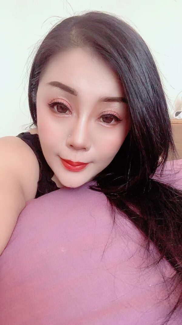 Sexy Girl Kitty - Image 4