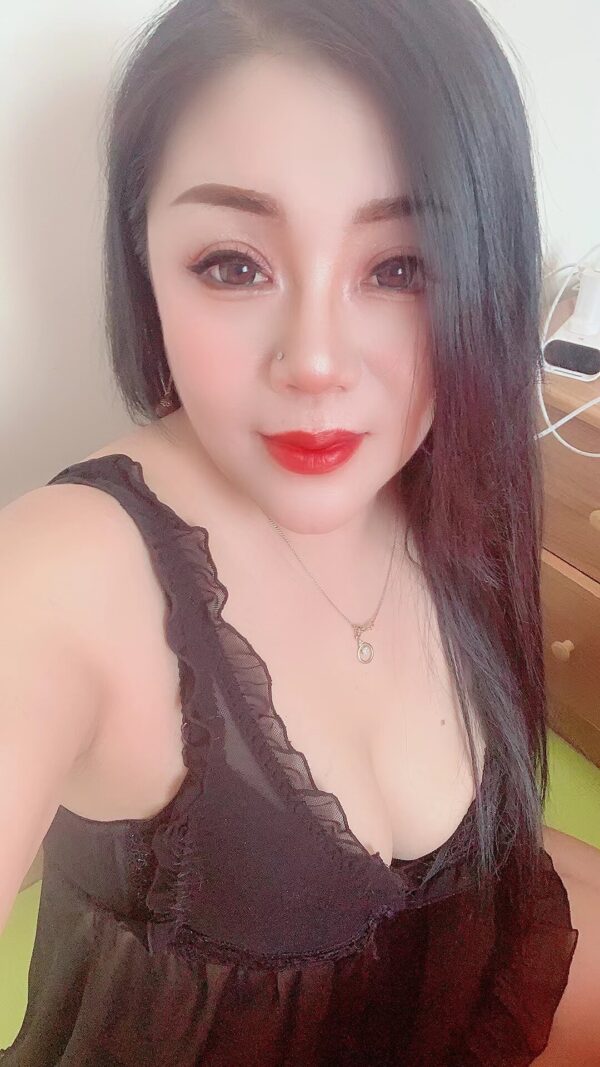 Sexy Girl Kitty - Image 2