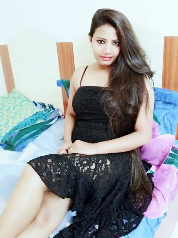 Indian model escort - Image 4