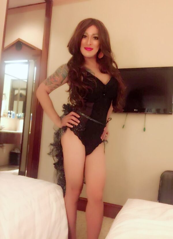 Captivating Filipina Shemale Cd - Image 2