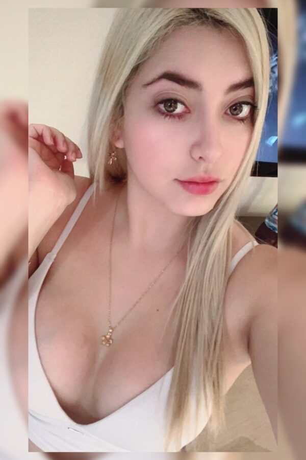 Sasha Hot Latina - Image 4