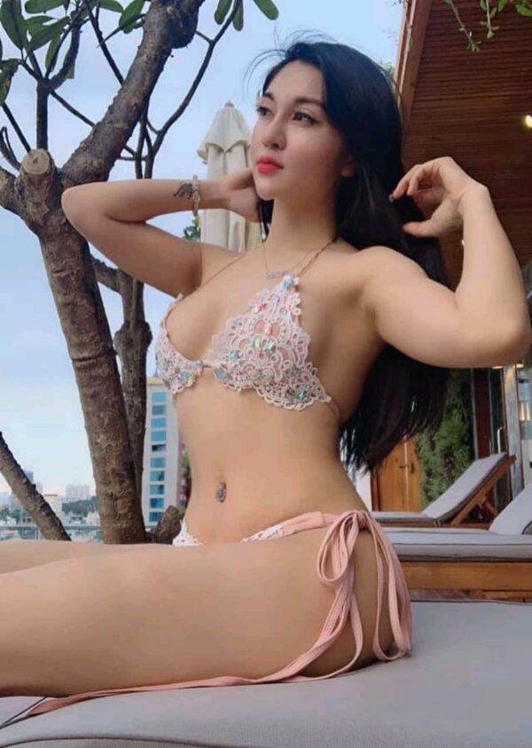 Sexy girl lisa dubai - Image 5
