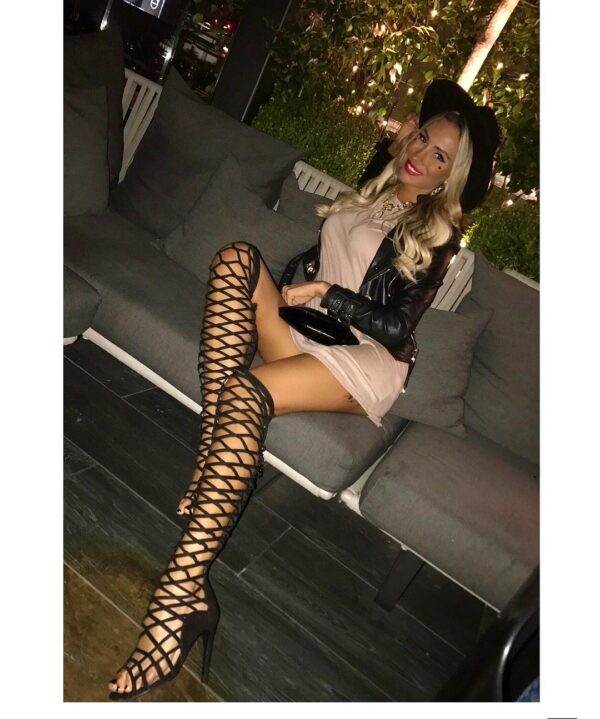Sarah Sexy - Image 4