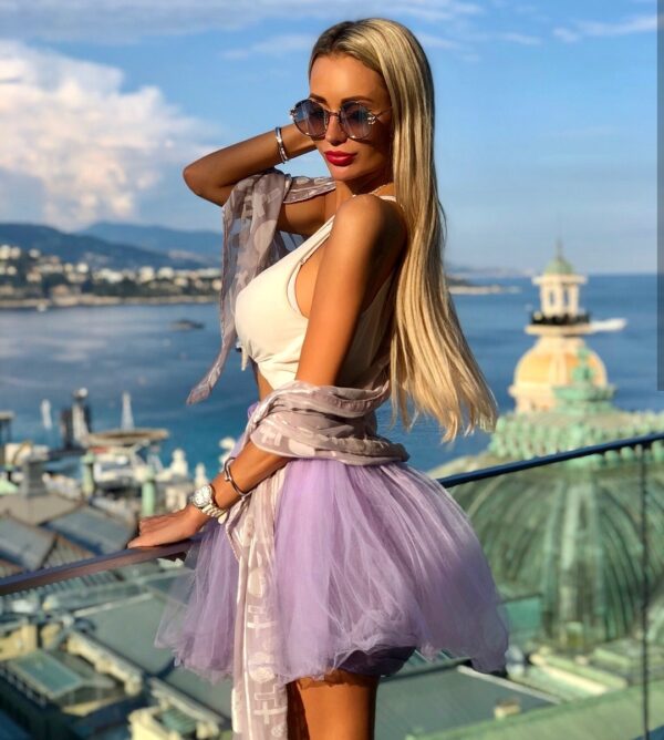Sarah Sexy - Image 3
