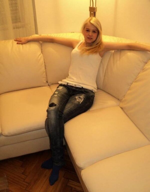 Elin - Image 4