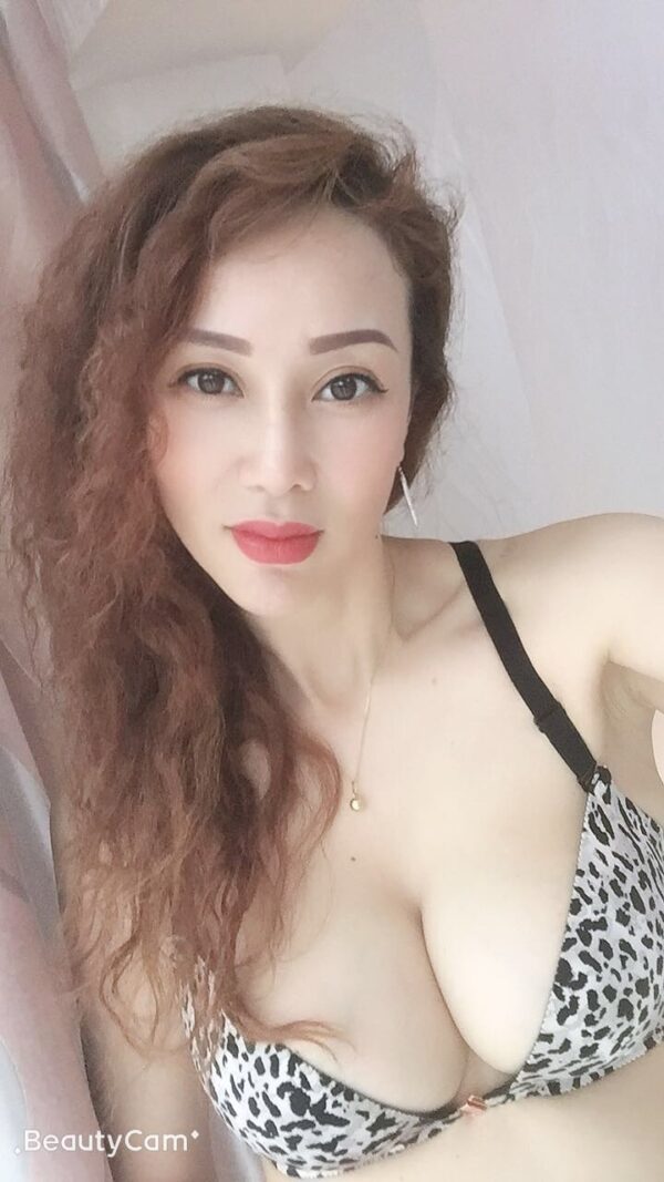 Jenny - Image 2