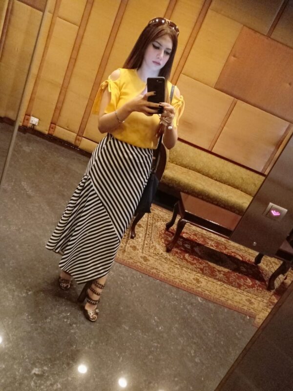 Tania - Image 2