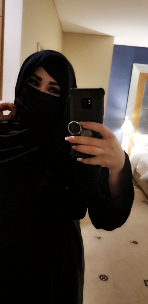 MOROCCO LADY NOW DOHA