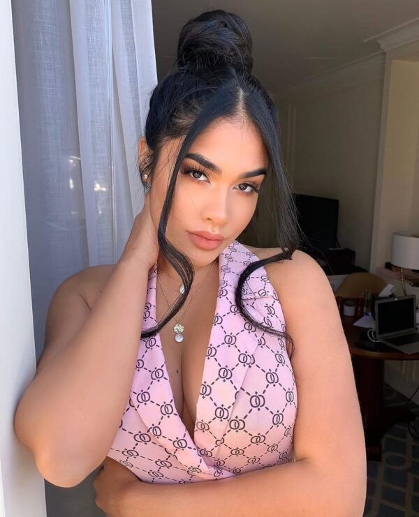 Oman Massage Escorts - Image 2