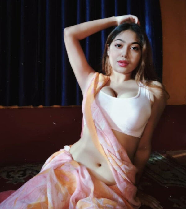 MEET GOOD LOOKING GIRLS AND FEMALE - Image 2