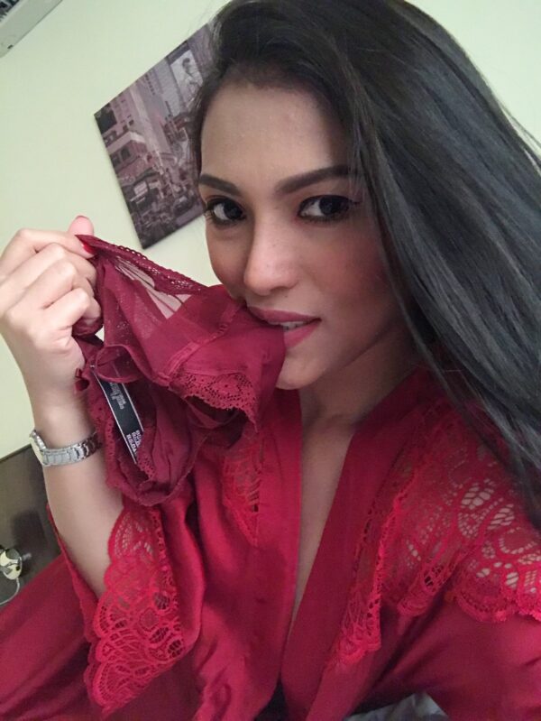 HOT FILIPINA - Image 3