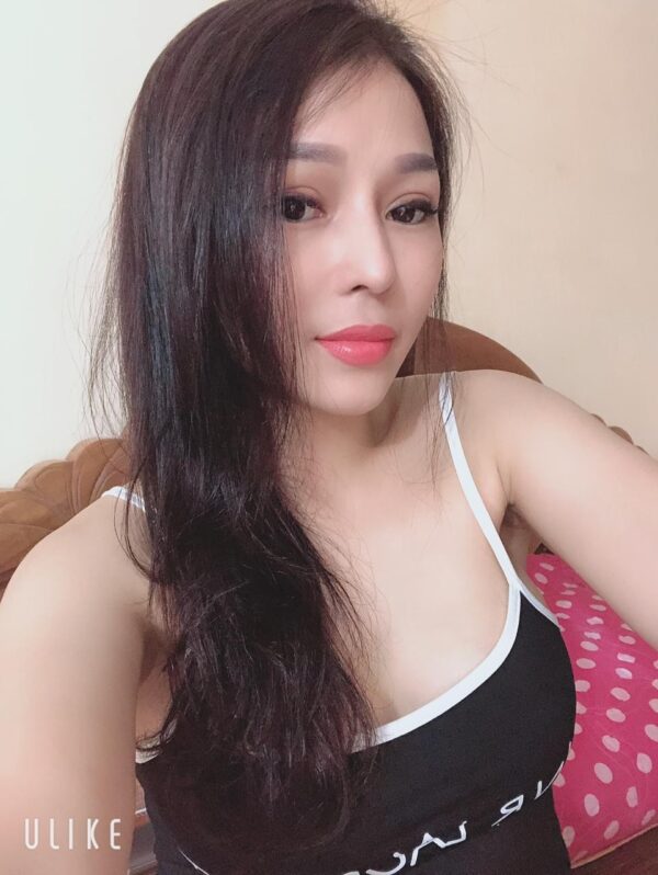 Sexy Asian Girl - Image 2
