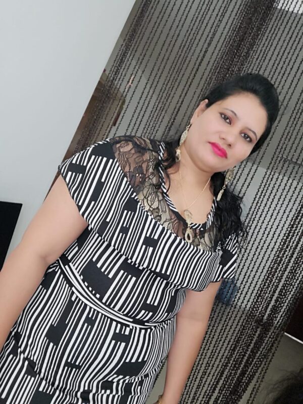 Malayali Thamil Andra Girls0558512 - Image 4
